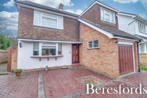 3 bedroom detached house for sale, Princes Way, Hutton, CM13