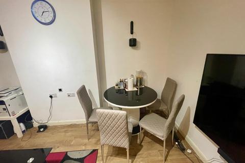 2 bedroom maisonette to rent, Costons Lane, Greenford, Greater London, UB6 8RS