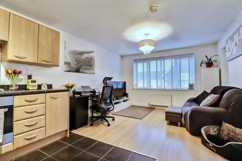 1 bedroom link detached house for sale, Trevelyan Way, Wolverton, Milton Keynes