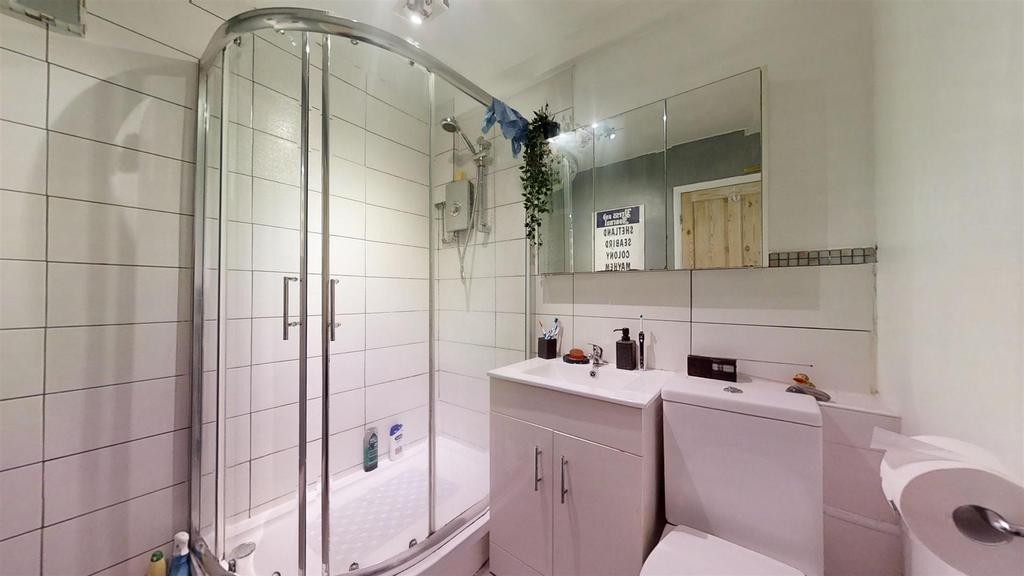 12-Graham-Court-Graham-Road-S10-3 DX-12062024 17090