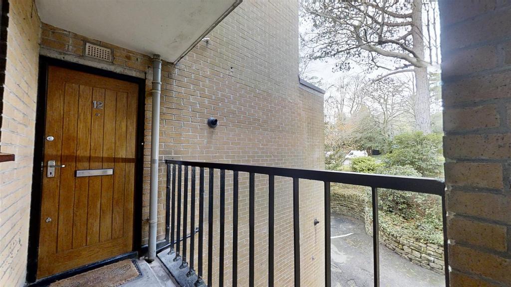 12-Graham-Court-Graham-Road-S10-3 DX-12062024 17122
