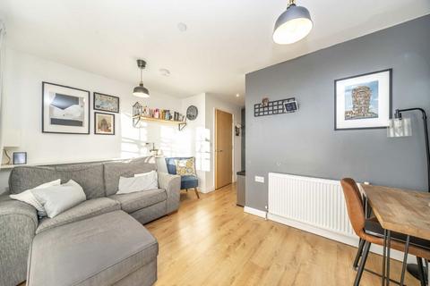 1 bedroom flat to rent, Queensland Road, London N7