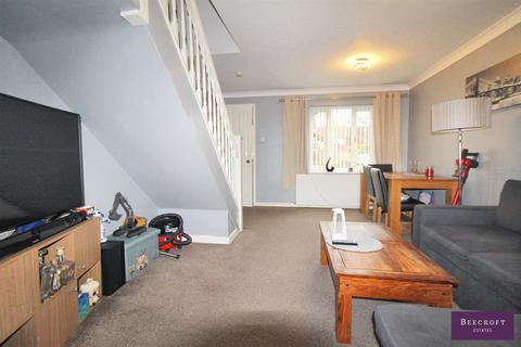 2 bedroom semi-detached house for sale, North End Drive, Harlington, Doncaster