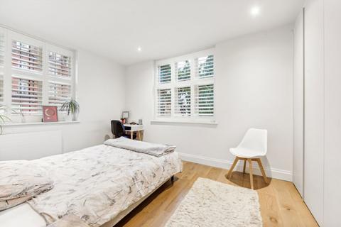 2 bedroom flat for sale, Ardwick Road, London NW2