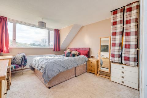 9 Bishop Way, Pateley Bridge, Harrogate, HG3 5LH