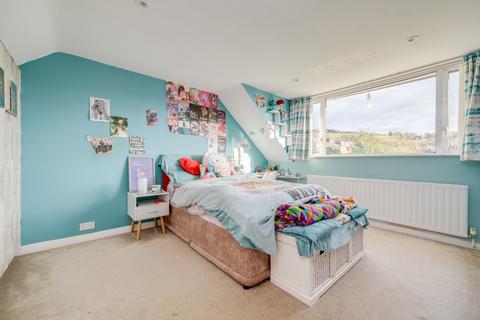 9 Bishop Way, Pateley Bridge, Harrogate, HG3 5LH