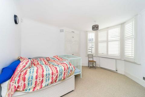 2 bedroom flat to rent, Richmond Hill, Richmond TW10