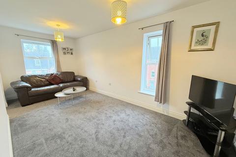 2 bedroom flat for sale, Snitterfield Drive, Shirley