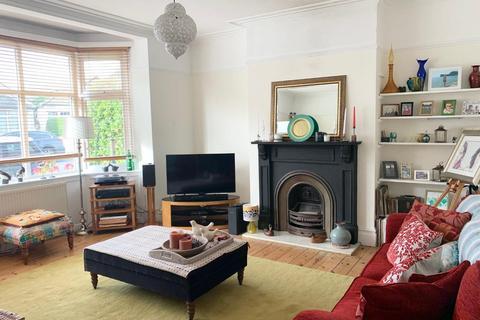 3 bedroom terraced house to rent, Tennis Road, Hove BN3