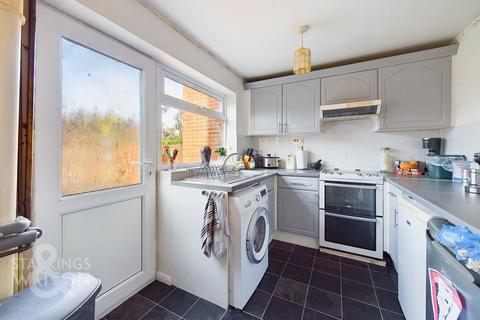 4 bedroom semi-detached house for sale, Nursery Close, Acle, Norwich