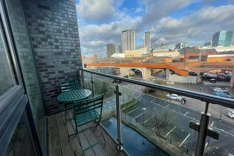 2 bedroom flat to rent, 37 Potato Wharf, Manchester