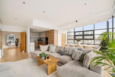 3 bedroom flat for sale, Horsley Court, Montaigne Close, Westminster, SW1P