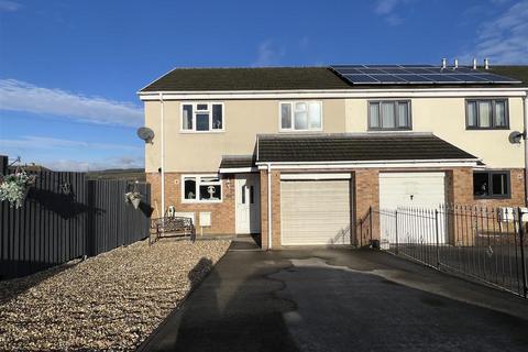 3 bedroom end of terrace house for sale, Derlwyn, Aberdare CF44