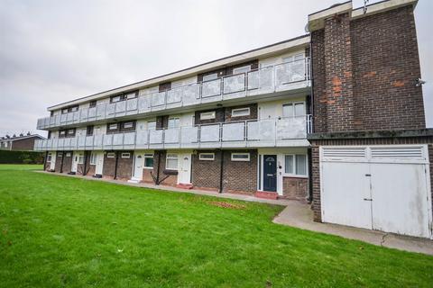 1 bedroom apartment for sale, Broomley Court, Red House Farm