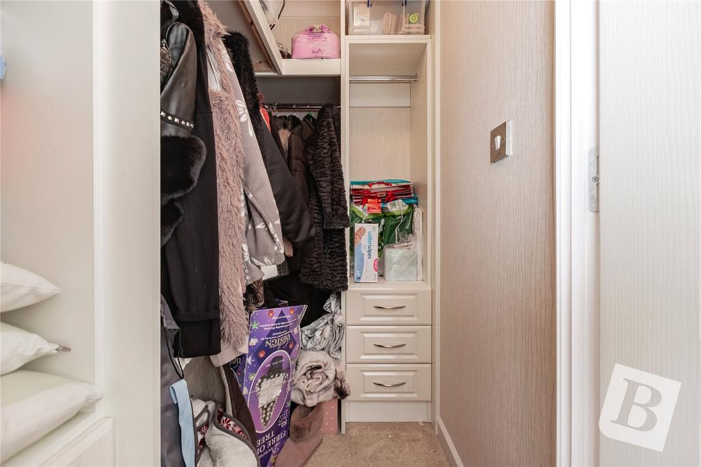 Walk In Wardrobe