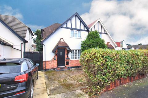 2 bedroom semi-detached house for sale, Springwell Road, Heston TW5