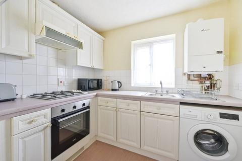 2 bedroom maisonette to rent, East Gardens, Colliers Wood, London, SW17