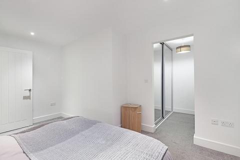 2 bedroom flat for sale, Clarks Mews Hemnall Street, Epping CM16