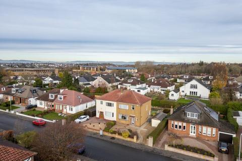 33 Lothian Drive, Clarkston, Glasgow, G76 7NA
