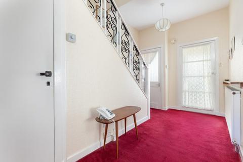 33 Lothian Drive, Clarkston, Glasgow, G76 7NA
