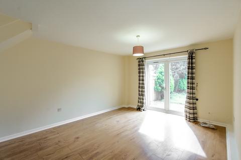 2 bedroom terraced house to rent, Trellech Court, Yeovil