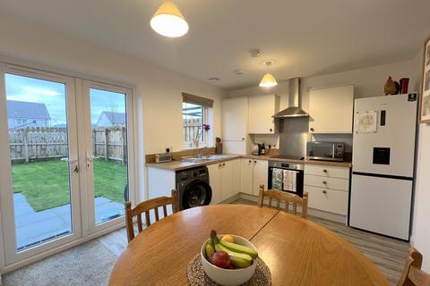 2 bedroom end of terrace house for sale, 28 Averon Gardens, Inverness, IV2 6HL