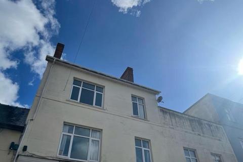 2 bedroom apartment to rent, Castle Square, Haverfordwest