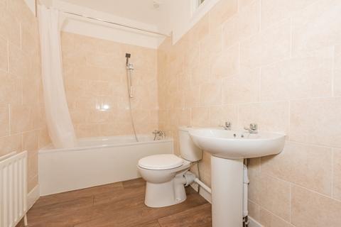 1 bedroom flat to rent, Fentiman Road, London SW8