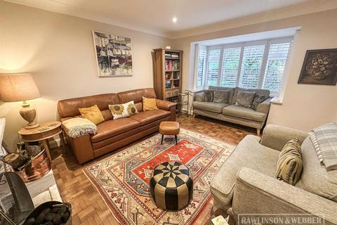 3 bedroom semi-detached house for sale, Pool Road, West Molesey KT8