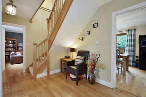 4 bedroom detached house for sale, Fromes Hill, Ledbury, Herefordshire