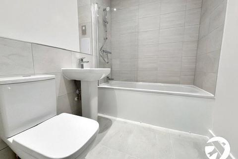 2 bedroom flat to rent, Vousden Grove, Thamesmead, SE28