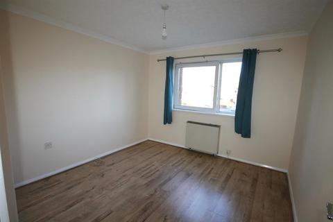 2 bedroom apartment to rent, Greenside Court, Monton, Manchester