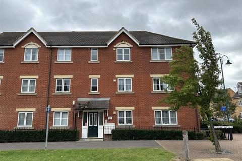 2 bedroom flat to rent, West Lake Avenue, Peterborough PE7