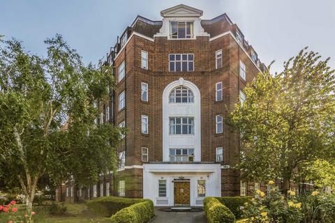 3 bedroom flat for sale, Wellesley Road, London W4