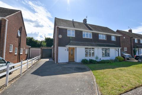 3 bedroom semi-detached house to rent, The Avenue, Aylesford