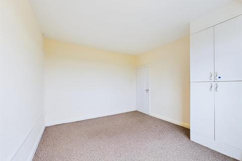 2 bedroom maisonette for sale, Berkeley Close, Middlesex HA4