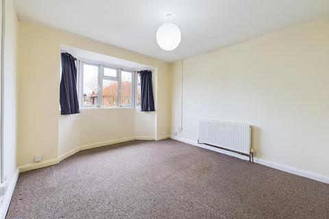 2 bedroom maisonette for sale, Berkeley Close, Middlesex HA4