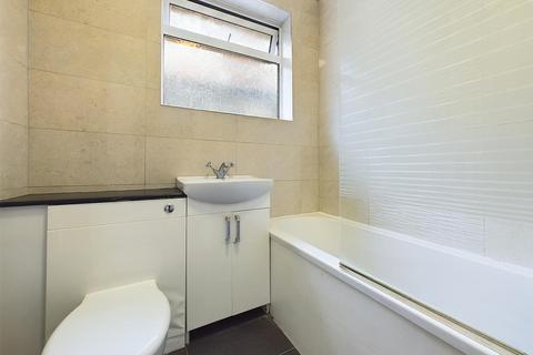 15 Berkeley Close, Ruislip, HA4 6LE