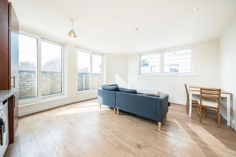 2 bedroom flat to rent, Alscot Road, London SE1