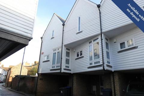 2 bedroom terraced house to rent, Sea Street, Whitstable, CT5