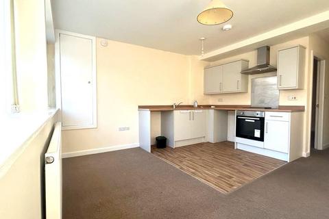 2 bedroom apartment to rent, Liverpool Road, Eccles, Manchester