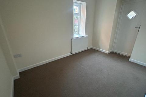 2 bedroom apartment to rent, Liverpool Road, Eccles, Manchester