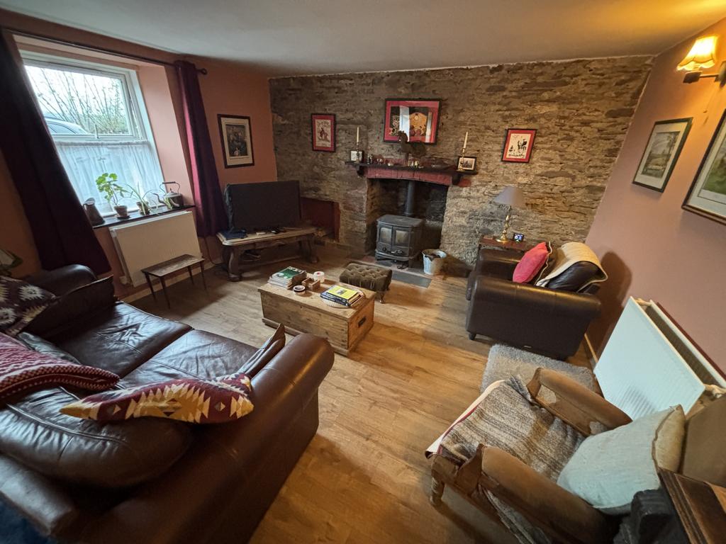 Living room (second image)
