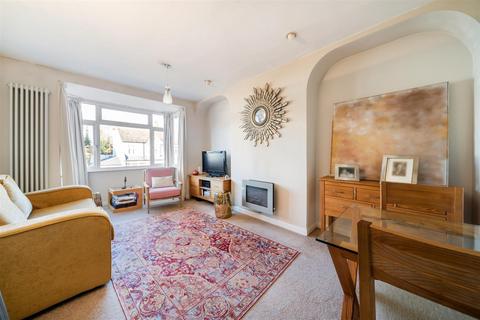 2 bedroom maisonette for sale, Abbott Avenue, Raynes Park SW20