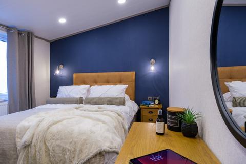 undefined, Poulton-le-Fylde, Lancashire, FY6