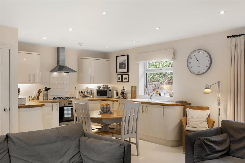 Kitchen/living space