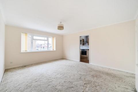 2 bedroom maisonette for sale, Sunbury-on-Thames,  Surrey,  TW16