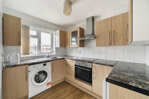 2 bedroom maisonette for sale, Sunbury-on-Thames,  Surrey,  TW16