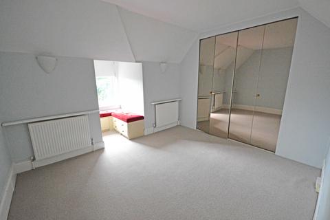 2 bedroom apartment to rent, Headley Road, Grayshott, Hindhead, Surrey, GU26