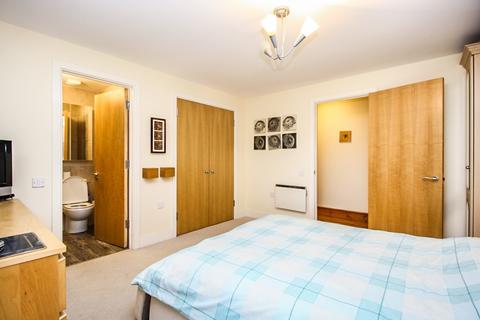 2 bedroom flat to rent, St Davids Square, Isle Of Dogs, London, E14